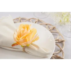 Saro Lifestyle Flower Shaped Napkin Rings (Set Of 4), Orange -Saro Lifestyle GUEST 239f81a7 ee1c 47eb b428 8f099f83e335