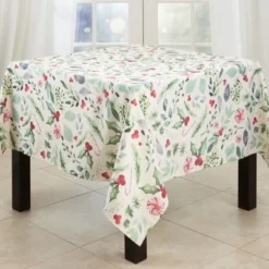 Saro Lifestyle Holiday Tablecloth With Christmas Foliage And Candy Canes -Saro Lifestyle GUEST 5914d182 ab22 45d1 82f4 4dfcedae3f78
