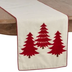 Saro Lifestyle Embroidered Christmas Tree Dining Table Runner -Saro Lifestyle GUEST 63ce5e6b 5789 4917 b004 dffe806b1987