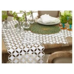 Saro Lifestyle 16"x68" Buche De Noel Design Table Runner Gold