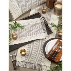 Saro Lifestyle Table Mats With Kantha Stitch Design (Set Of 4) -Saro Lifestyle GUEST 8e0bc508 039e 4a17 8eba ec6f6396ee58