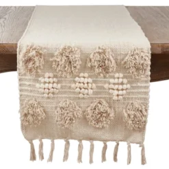 Saro Lifestyle Table Runner With Tufted Tassel Design -Saro Lifestyle GUEST 9fecbb33 d8be 4b61 a330 49bf7d9d602f