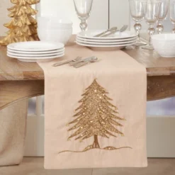 Saro Lifestyle Beaded Table Runner With Christmas Tree Design -Saro Lifestyle GUEST a19eca11 f2f8 4579 88a4 8654257edf4f