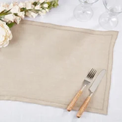 Saro Lifestyle Stonewashed Overlock Edge Placemat (Set Of 4) -Saro Lifestyle GUEST a4cb231f f0c4 4ac4 8a6a 9726c40f849e