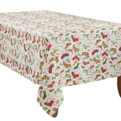 Saro Lifestyle Christmas Stockings Holiday Tablecloth -Saro Lifestyle GUEST b1c19c87 f16e 45e9 8e64 0e919eb88382