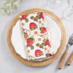 Saro Lifestyle Breezy Juicy Strawberry Napkin (Set Of 4), 20"x20", Multicolored -Saro Lifestyle GUEST cd8f557f 08d3 4f7c a538 f6a40b300261