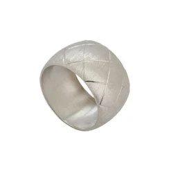 Saro Lifestyle Napkin Rings With Harlequin Design (Set Of 4) -Saro Lifestyle GUEST d0c8877c f785 4458 af1c fadb691cc99f