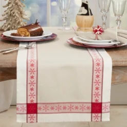 Saro Lifestyle Classic Charm Jacquard Table Runner, 16"x84", Red