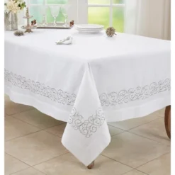 Saro Lifestyle Scroll Tablecloth With Embroidered Design -Saro Lifestyle GUEST e7a85ccf fef7 494a bc2f 7bea080543b1