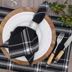 Saro Lifestyle Saro Lifestyle Plaid Cotton Table Napkins (Set Of 4), Black, 20" -Saro Lifestyle GUEST fa0b8157 c3f6 44f4 8ab6 3cf34bdd907e